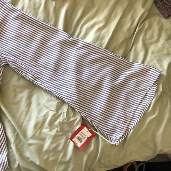 Modismo L Bell Sleeve Peasant Tunic Blue White NWT - Picture 4 of 5